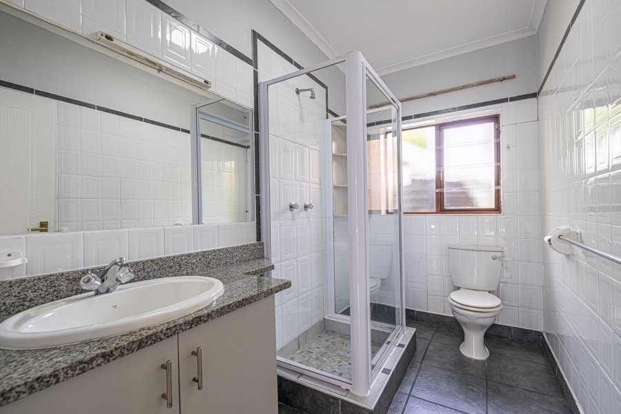 3 Bedroom Property for Sale in Summerstrand Eastern Cape